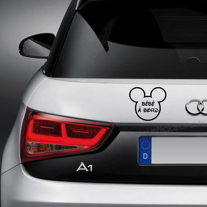 Autocollant 'Bébé à Bord' Avec Mickey - Blanc, 20 Cm - Pour Voiture (extérieur) - Facile à Poser Sans Bulles - Fabriqué En France
